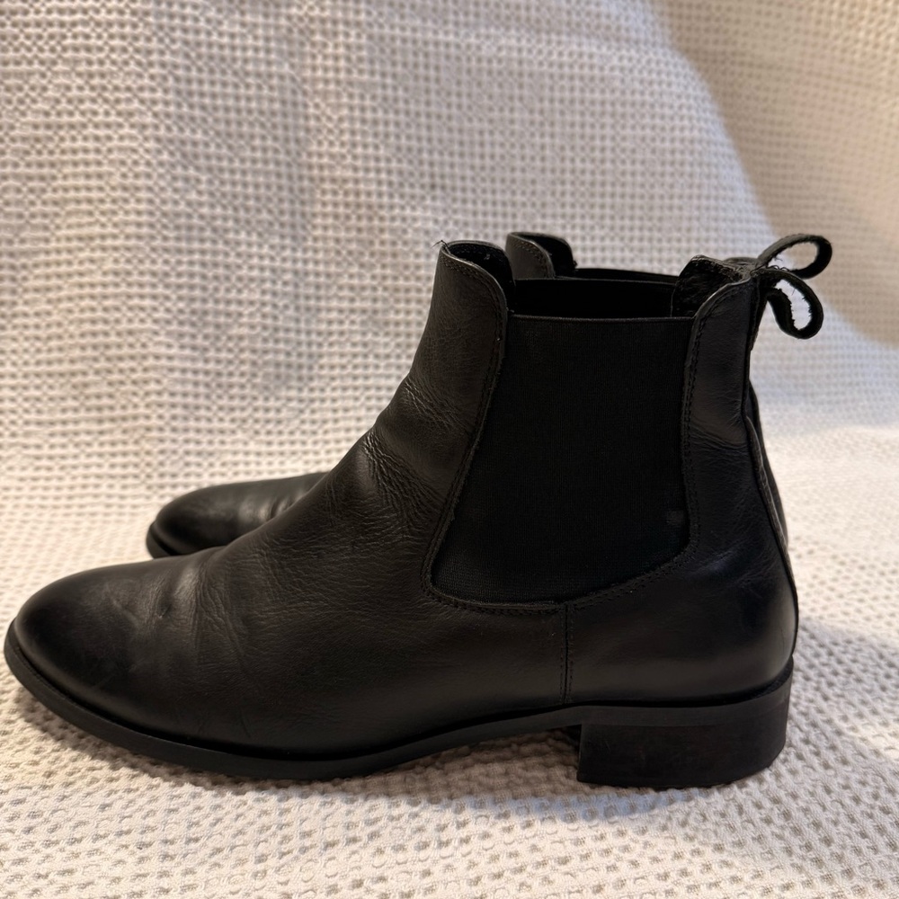 Coach and Four Black Leather Chelsea Booties